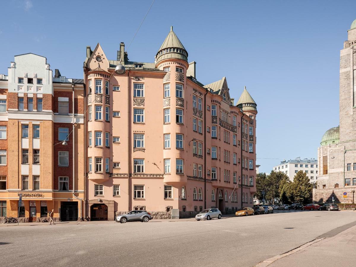 Artist Apartment Susi Хелзинки Екстериор снимка